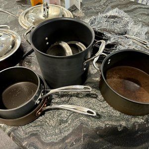 16 Piece Calphalon Non-Stick Hard Anodized Cookware Set